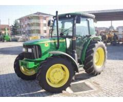 John Deere 5515 - Immagine 1