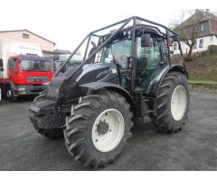 Trattore Valtra N154