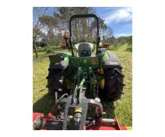 Trattore John Deere 5075E - Immagine 2