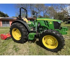 Trattore John Deere 5075E - Immagine 3